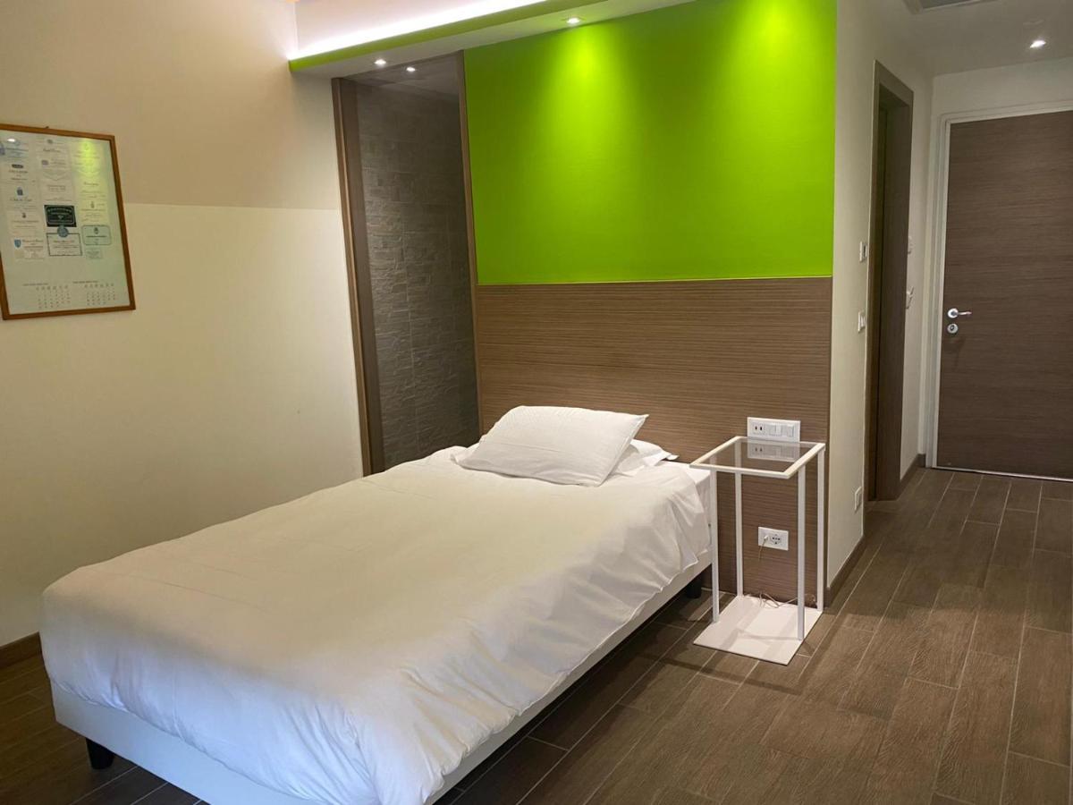 טרויליו Hotel Marelet מראה חיצוני תמונה
